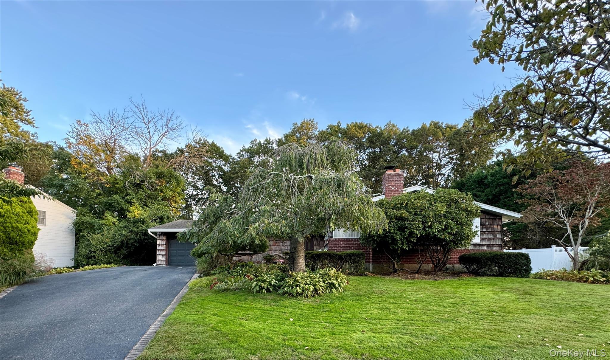 21 Fuller Street, Dix Hills, NY 11746