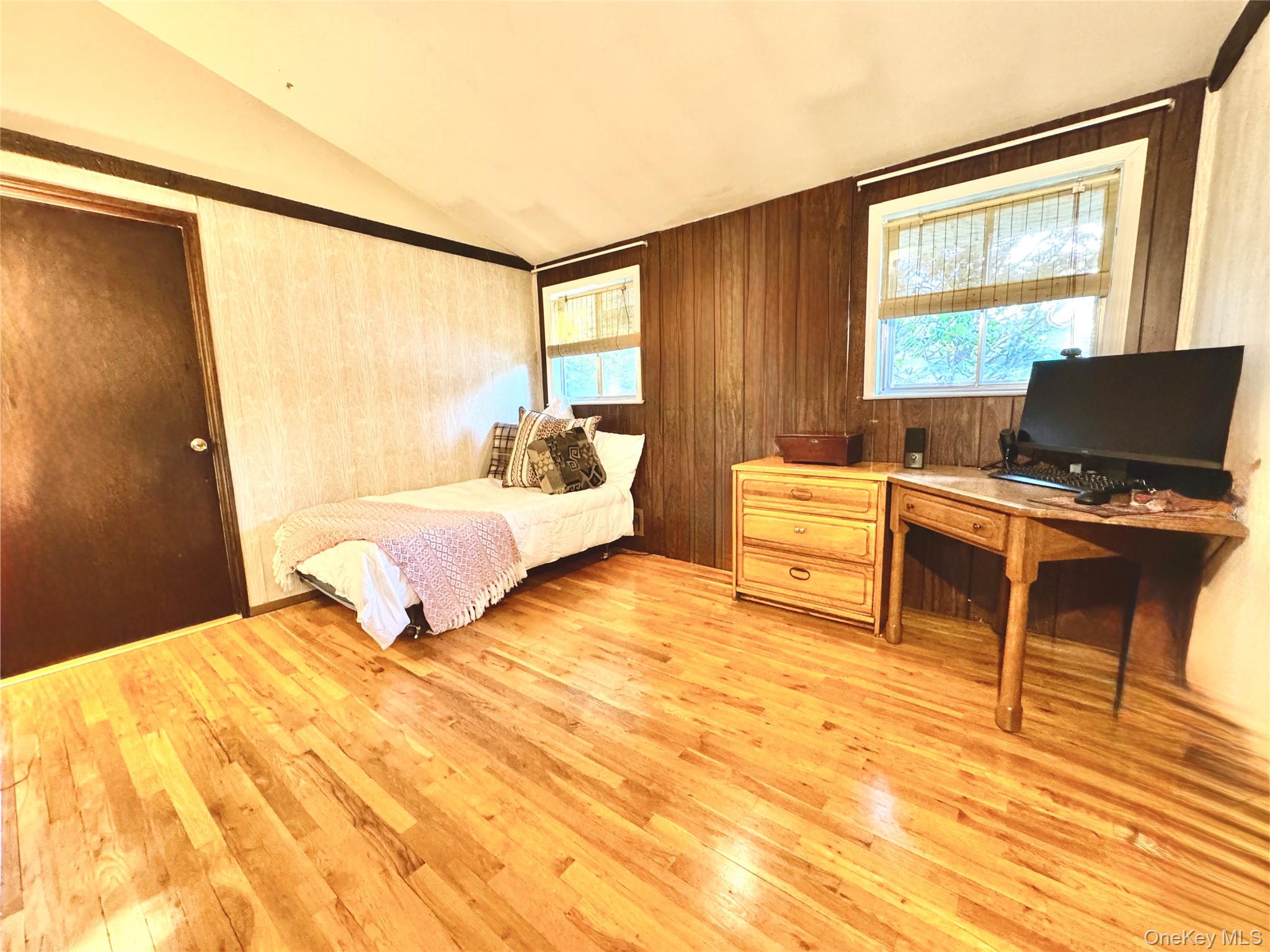 21 Fuller Street, Dix Hills, NY 11746