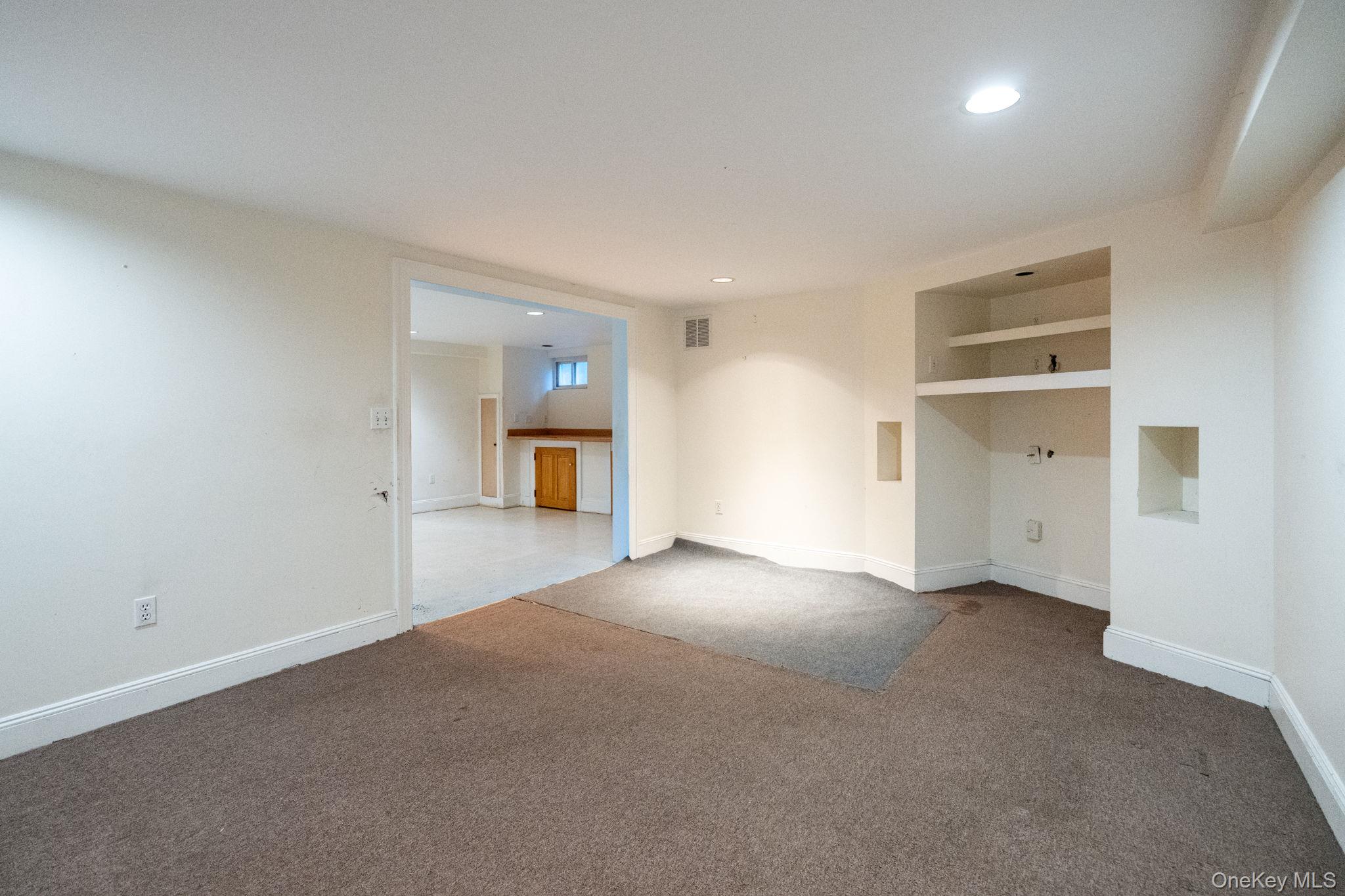 304 Kilburn Road S, Garden City, NY 11530