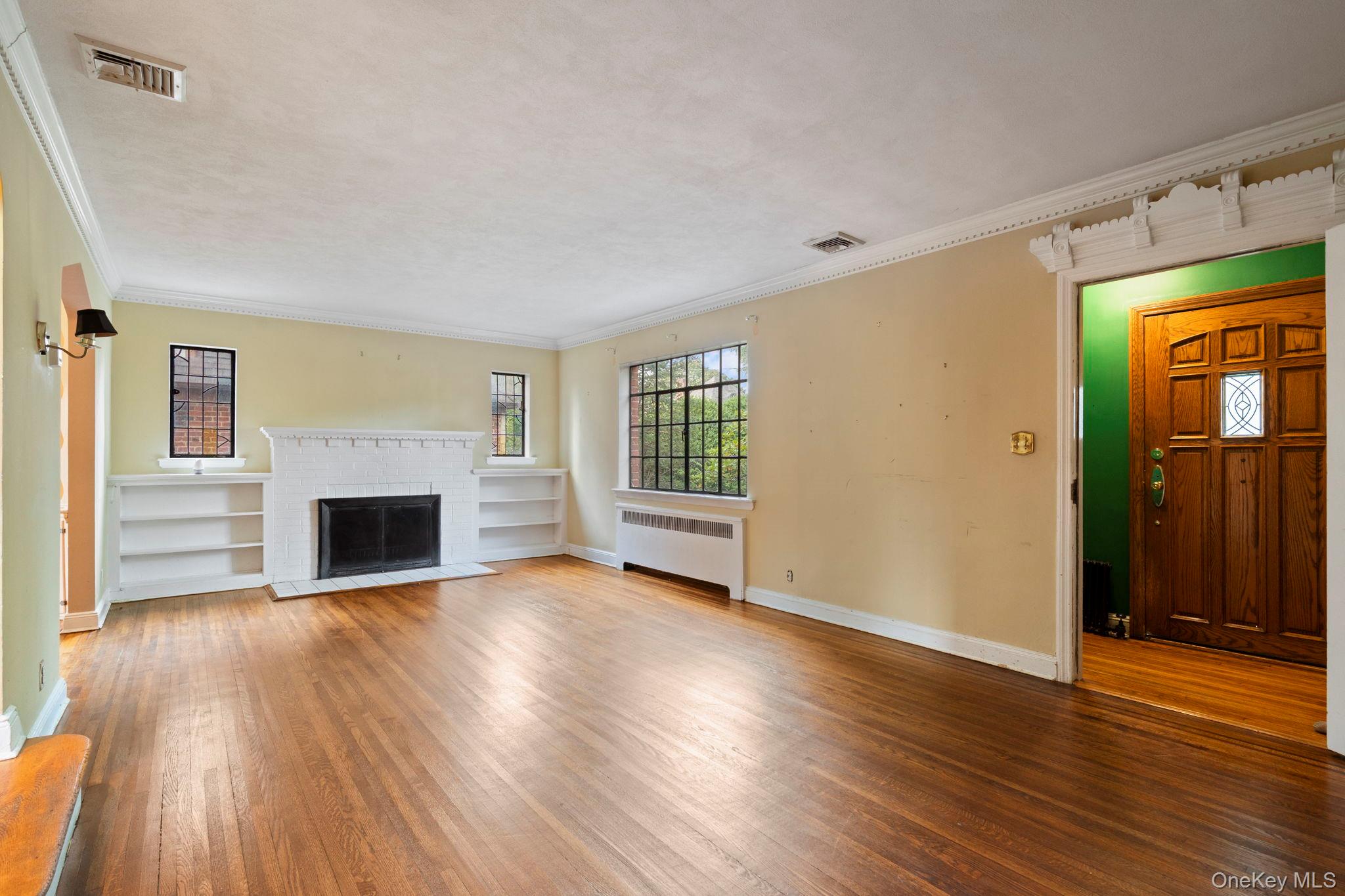 304 Kilburn Road S, Garden City, NY 11530