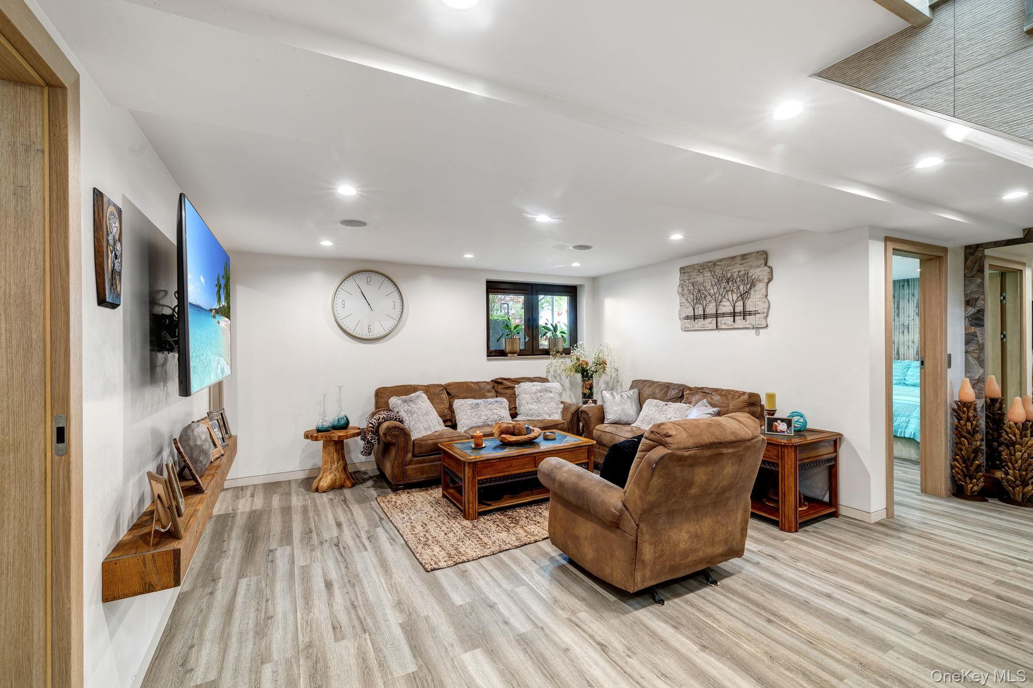 26 Joshua Drive, Bloomingburg, NY 12721