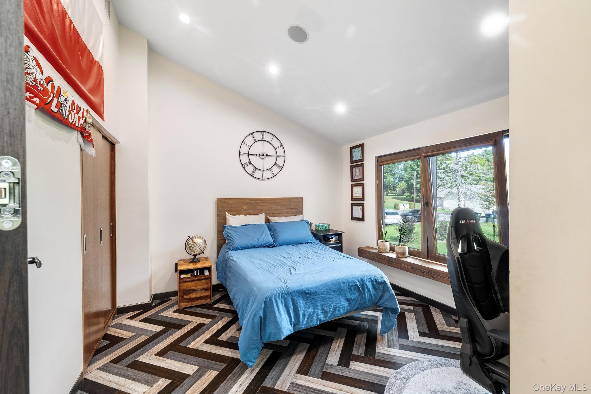 26 Joshua Drive, Bloomingburg, NY 12721