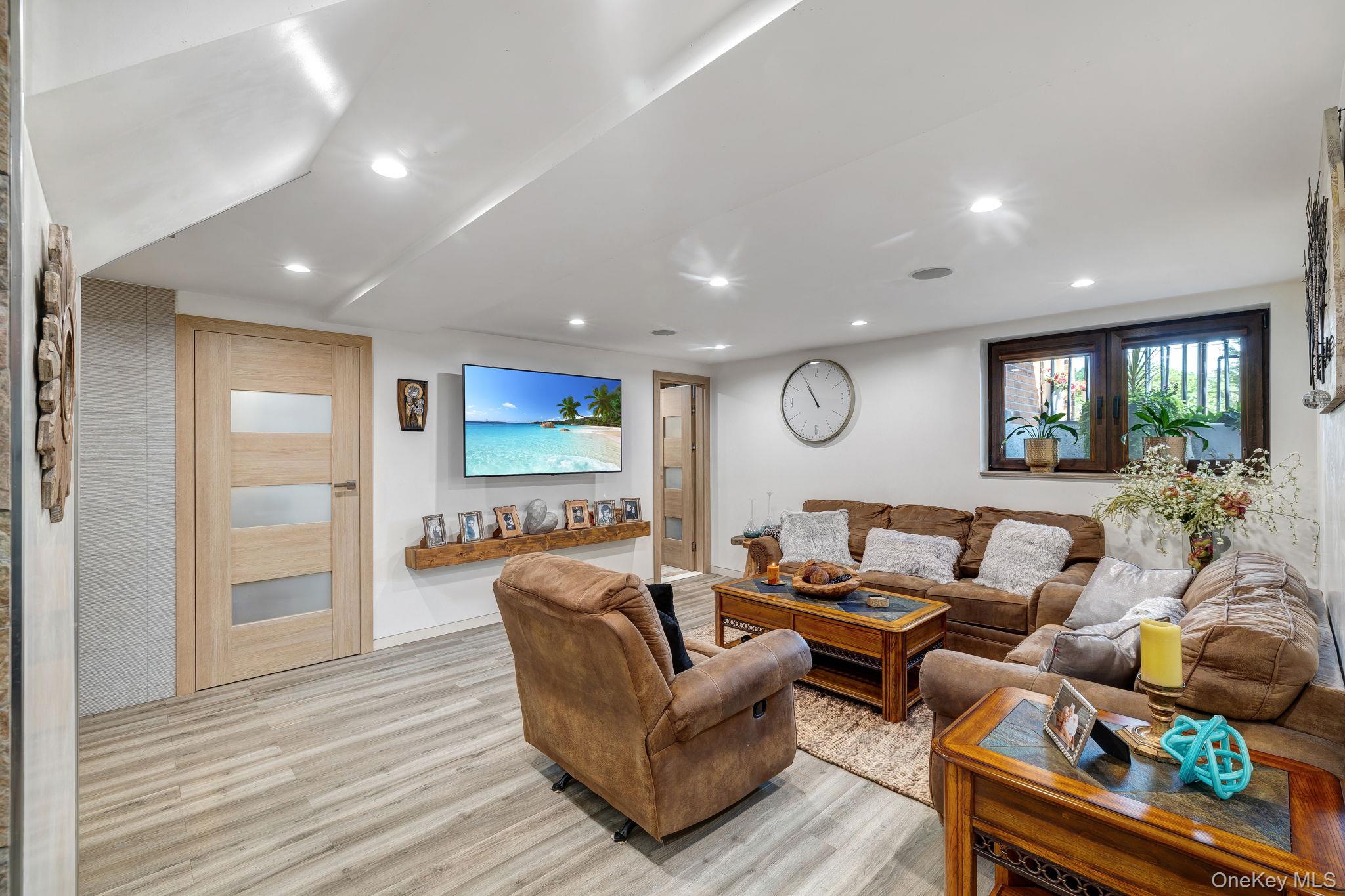 26 Joshua Drive, Bloomingburg, NY 12721