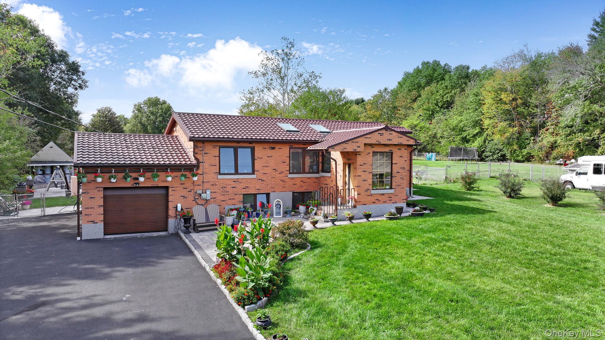 26 Joshua Drive, Bloomingburg, NY 12721