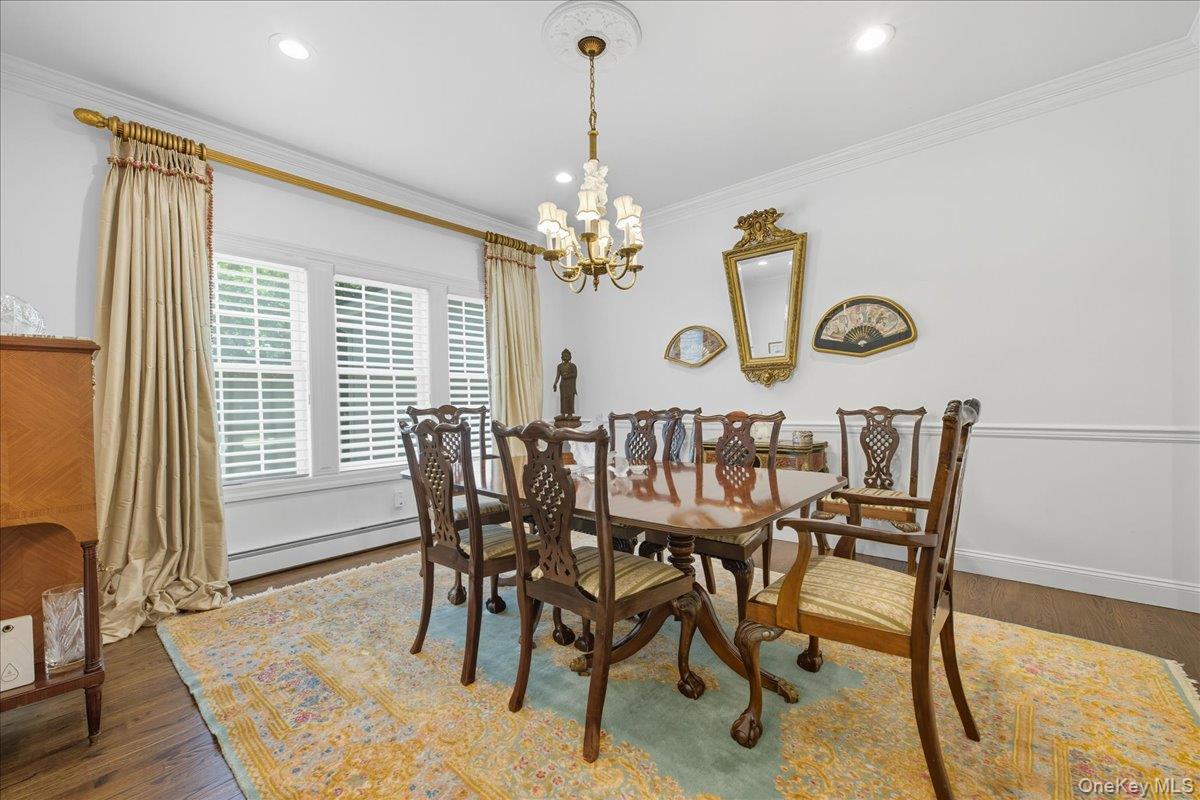 5 Morgan Lane, Locust Valley, NY 11560