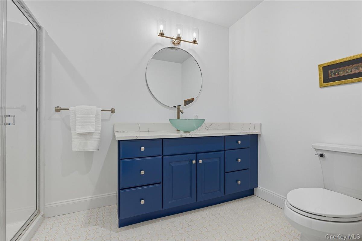 5 Morgan Lane, Locust Valley, NY 11560