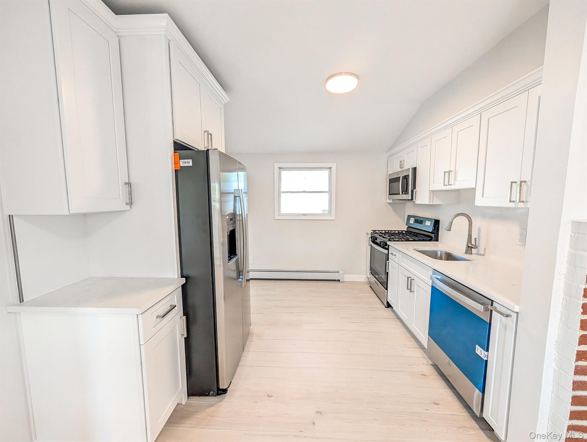 29 Boulevard Avenue, Central Islip, NY 11722