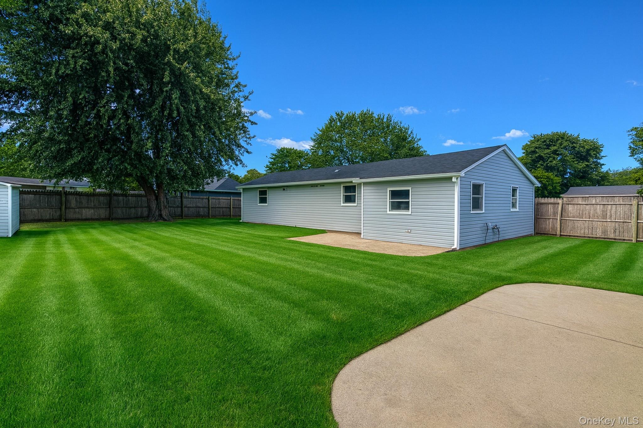 29 Boulevard Avenue, Central Islip, NY 11722