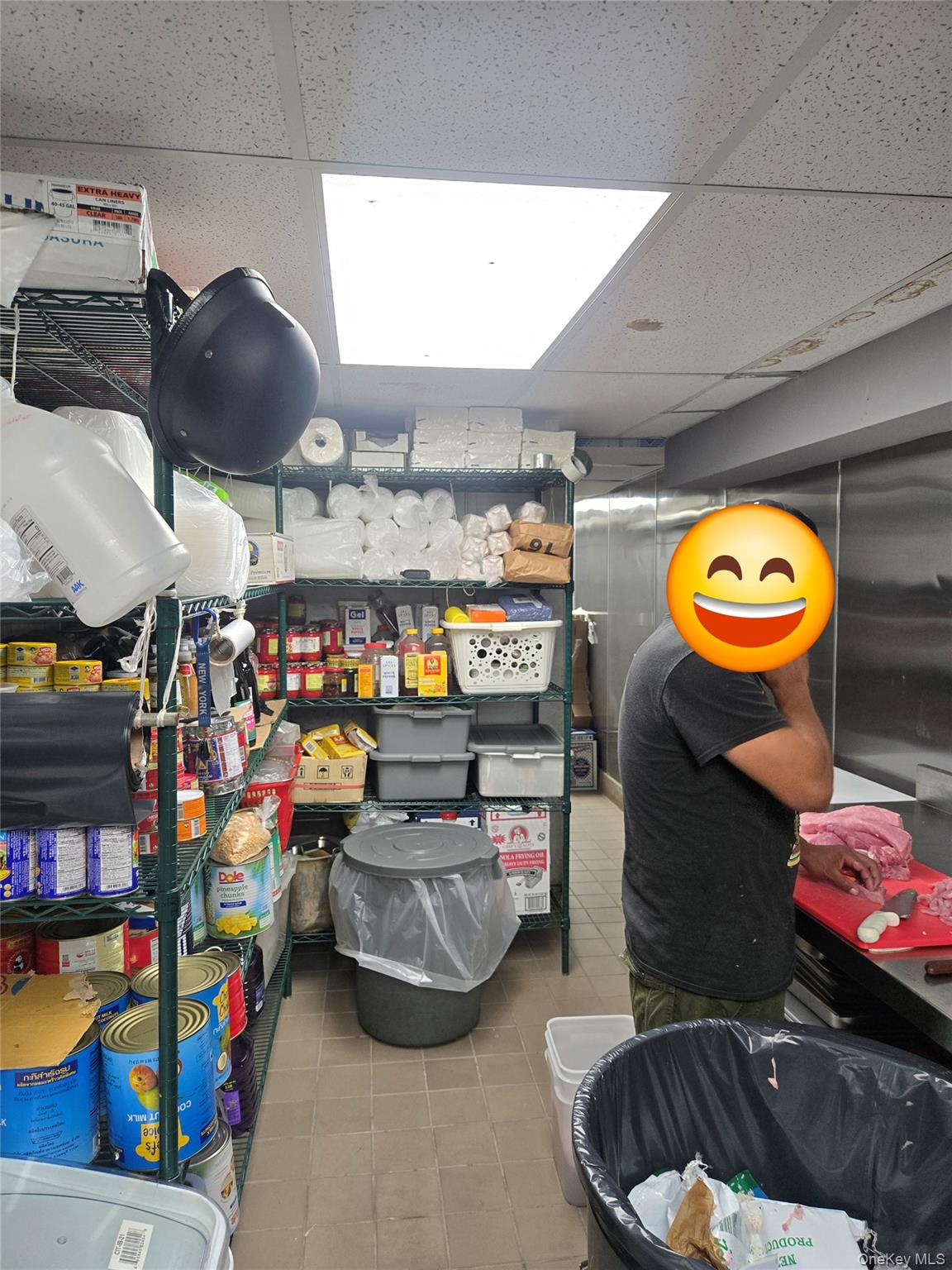 792 9th Ave, New York (Manhattan), NY 10019