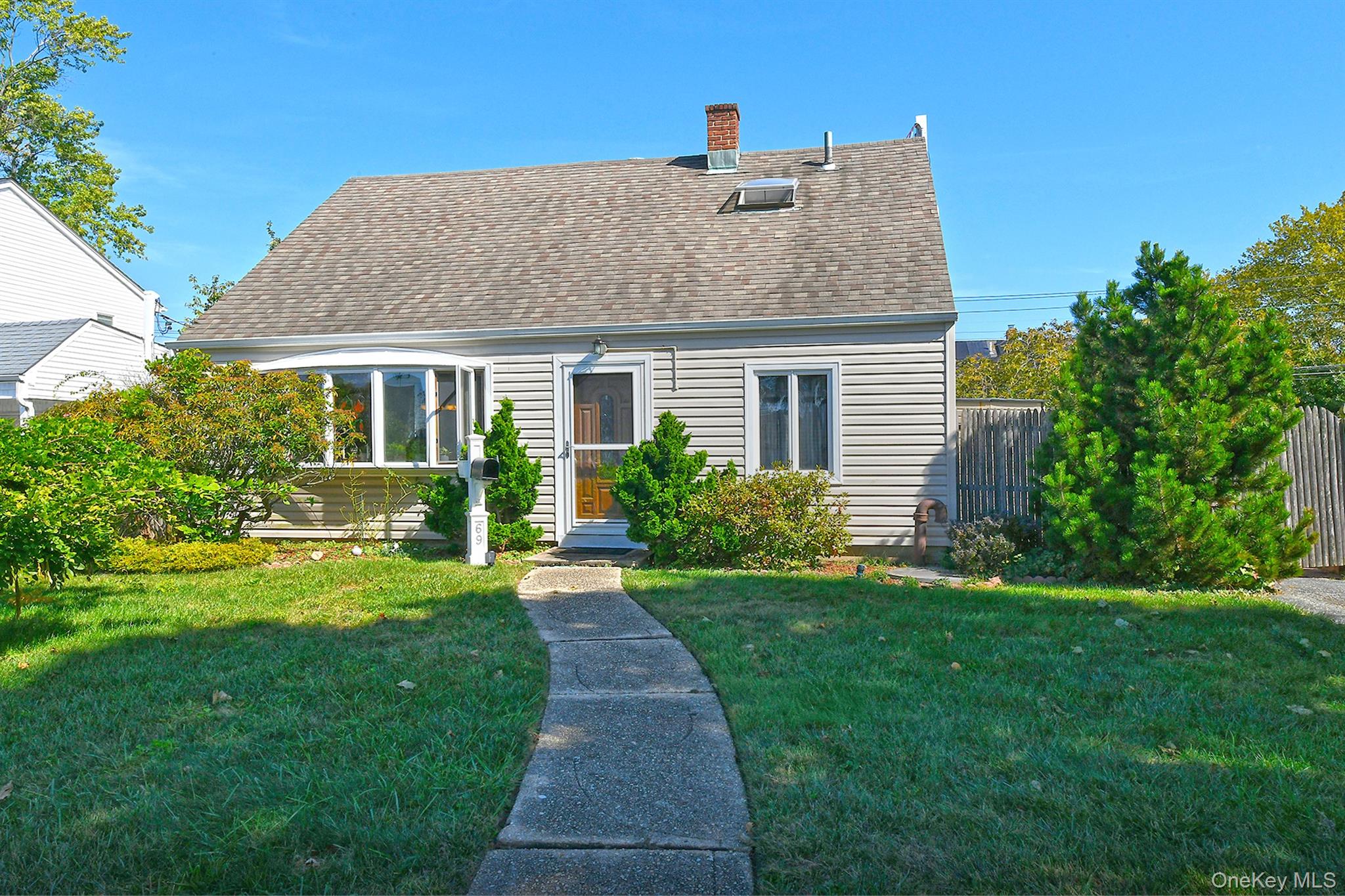 69 Schoolhouse Road, Levittown, NY 11756