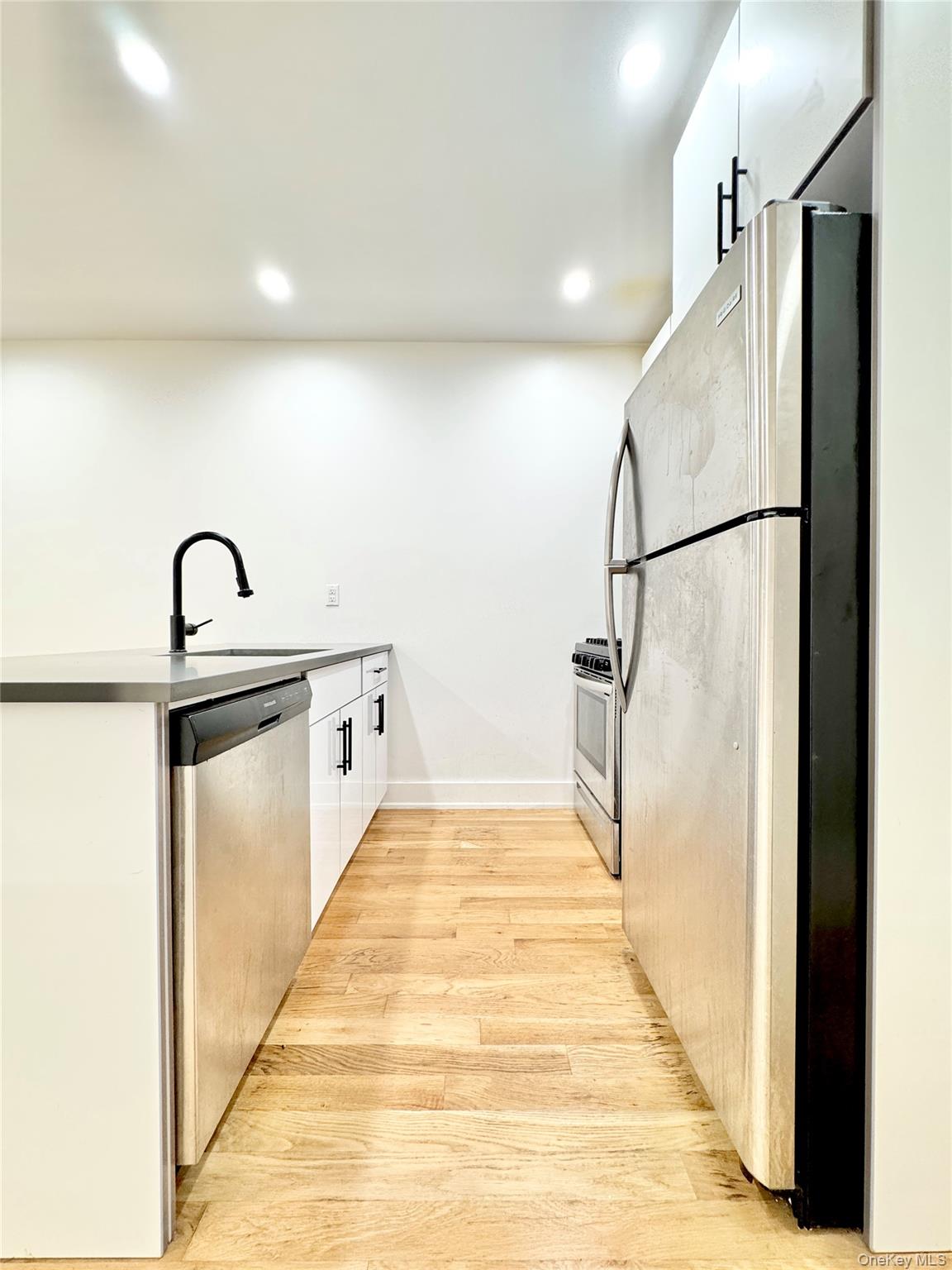 32-86 33rd Street # F8, Astoria, NY 11106