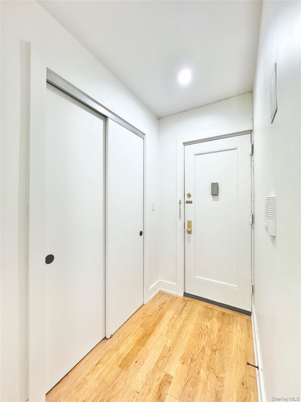 32-86 33rd Street # F8, Astoria, NY 11106