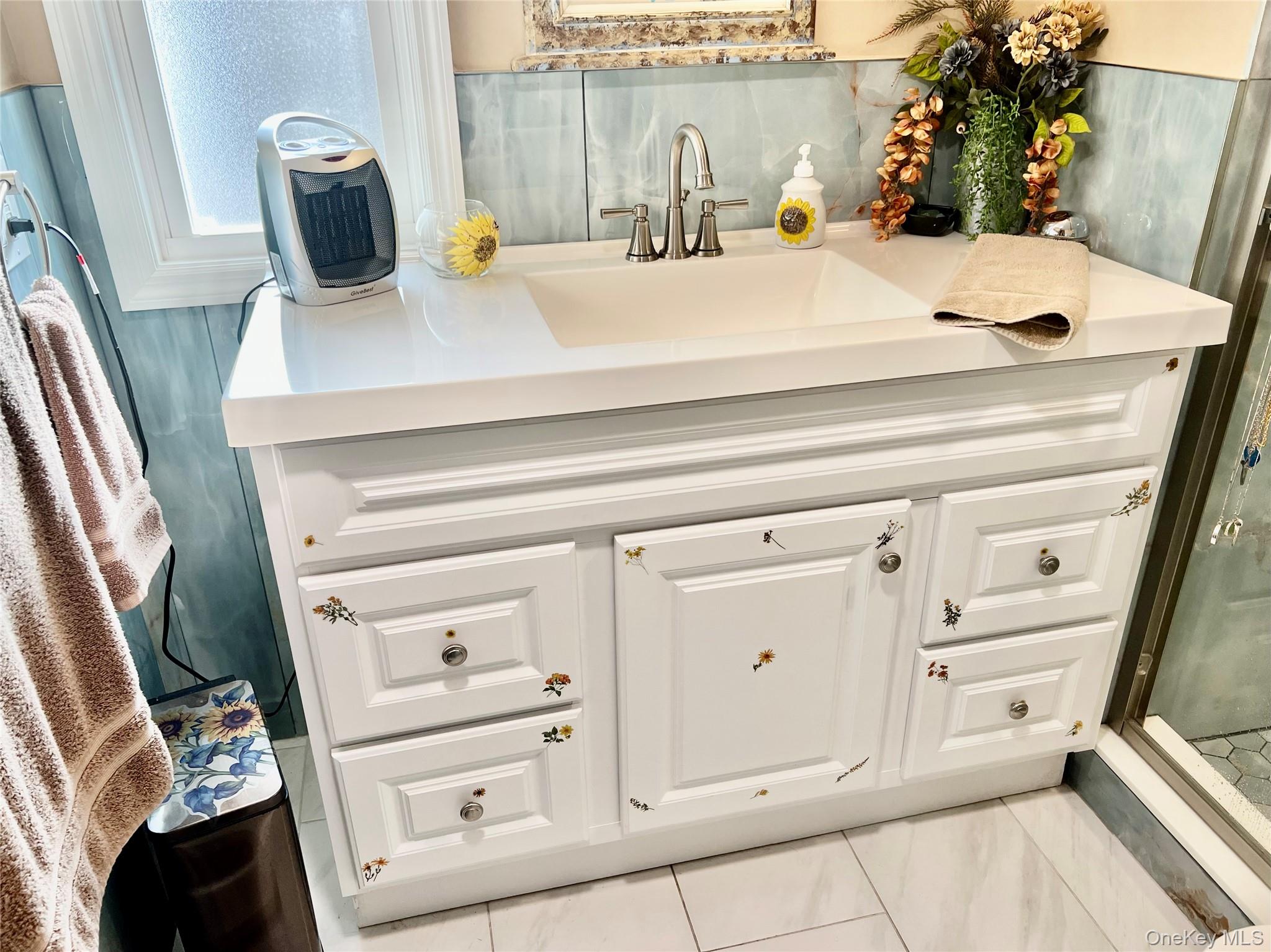 59 Betsy Ross Drive, Bohemia, NY 11716