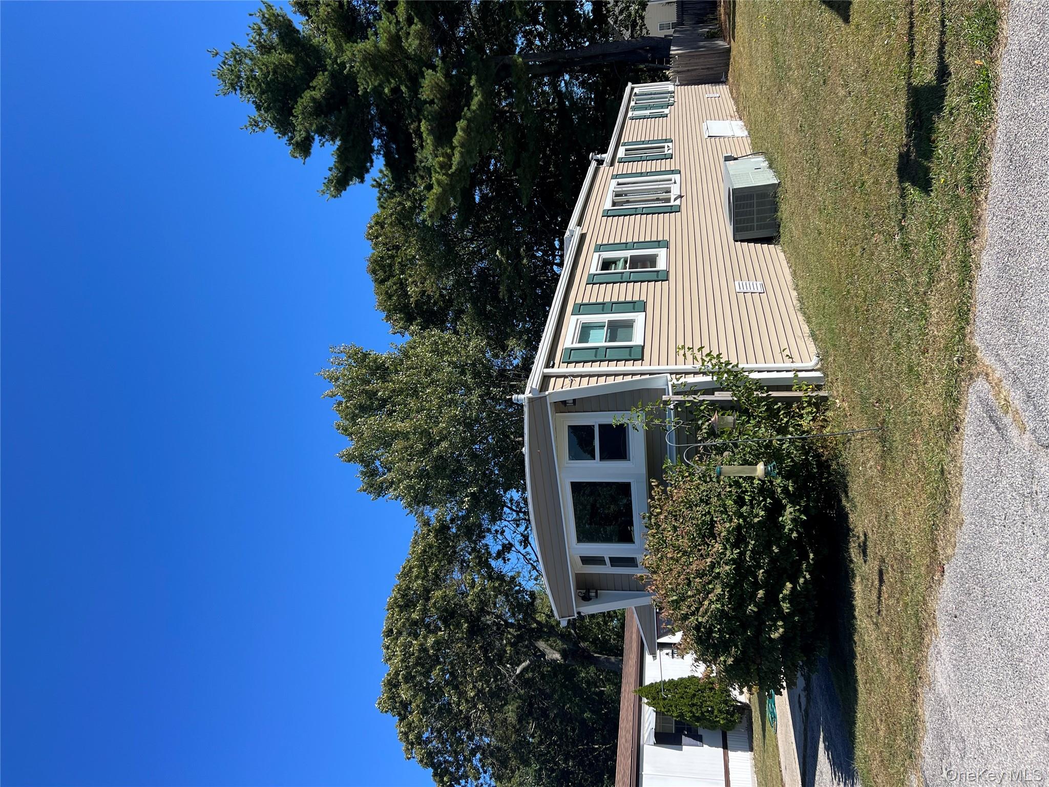 59 Betsy Ross Drive, Bohemia, NY 11716