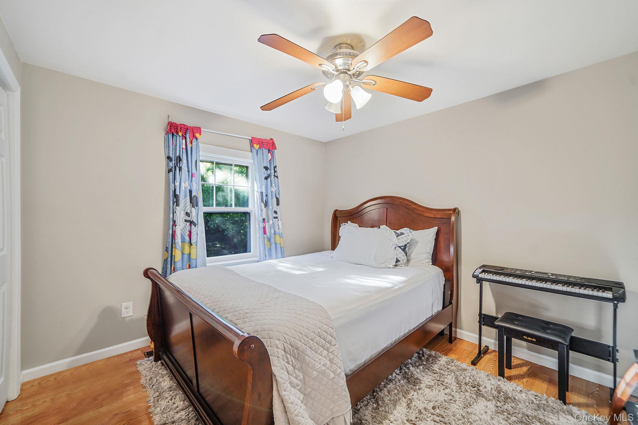 3 Fort Hill Road, Hampton Bays, NY 11946