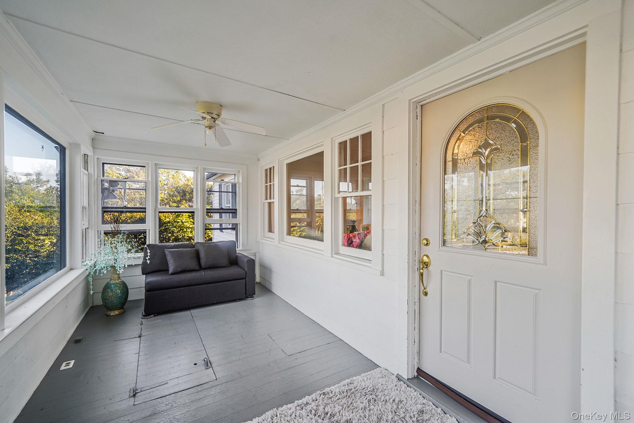 3 Fort Hill Road, Hampton Bays, NY 11946