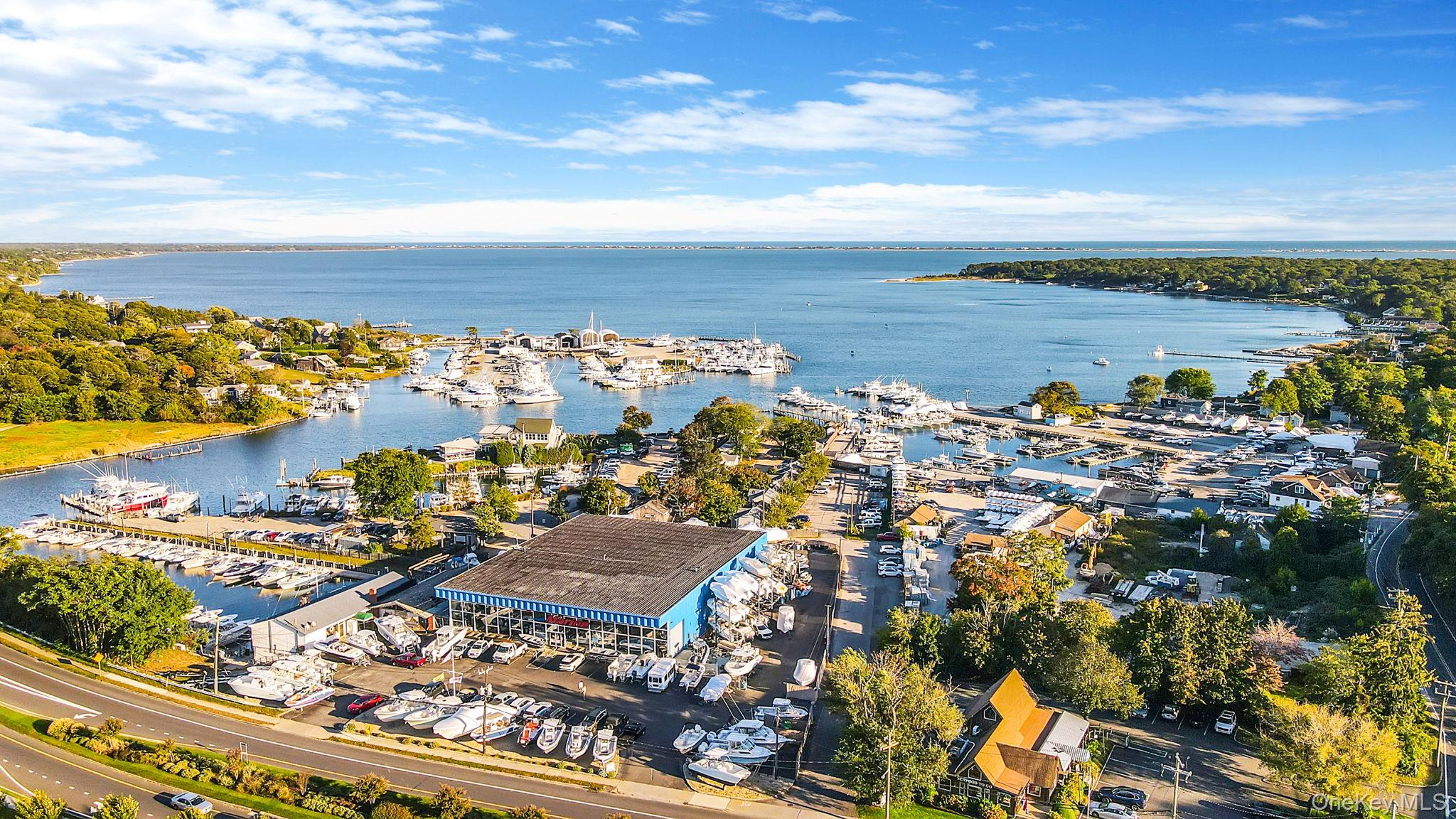 3 Fort Hill Road, Hampton Bays, NY 11946