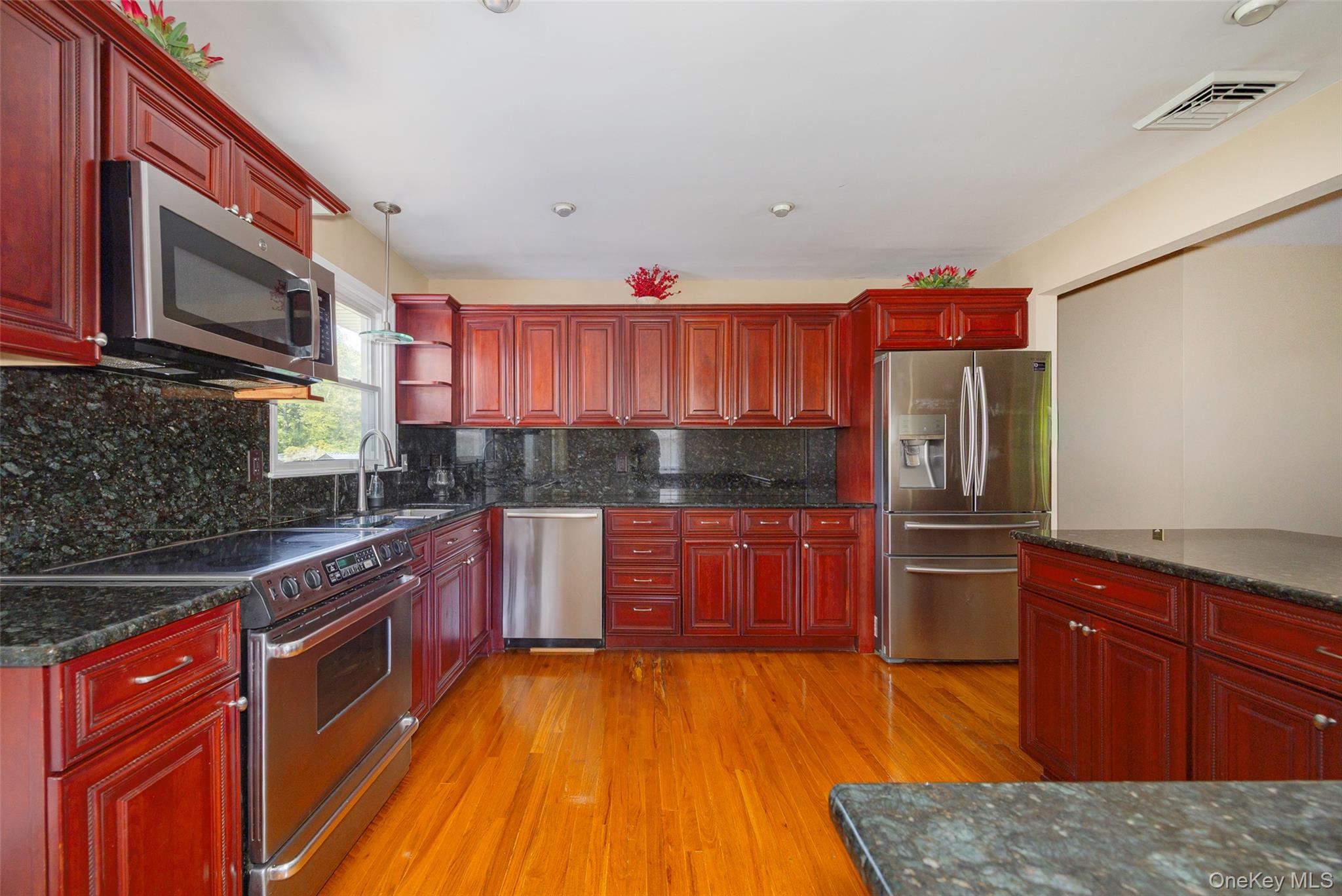 43 Briarcliff Avenue, Poughkeepsie, NY 12603