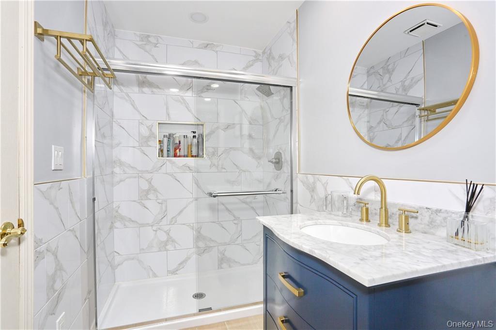 1 Emerald Drive, Pomona, NY 10970