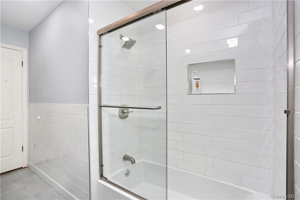 1 Emerald Drive, Pomona, NY 10970