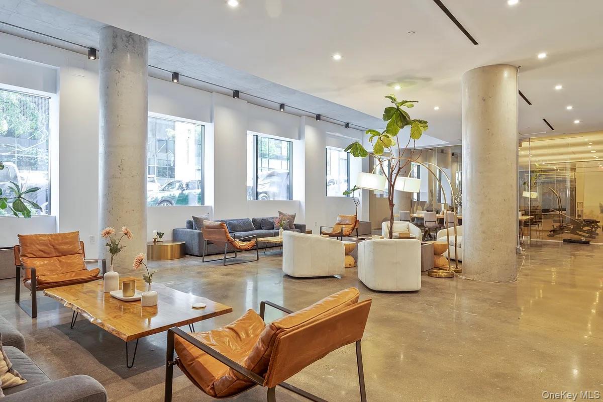 98 Front Street # 9J, Brooklyn, NY 11201