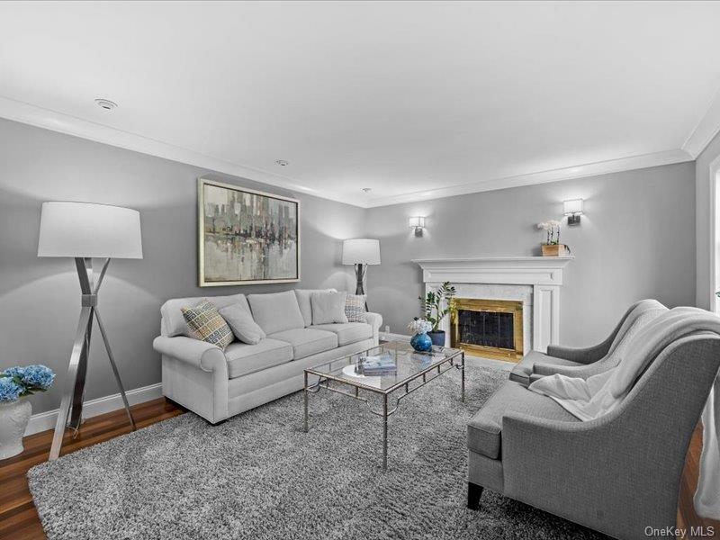 156 Cabot Road, Massapequa, NY 11758