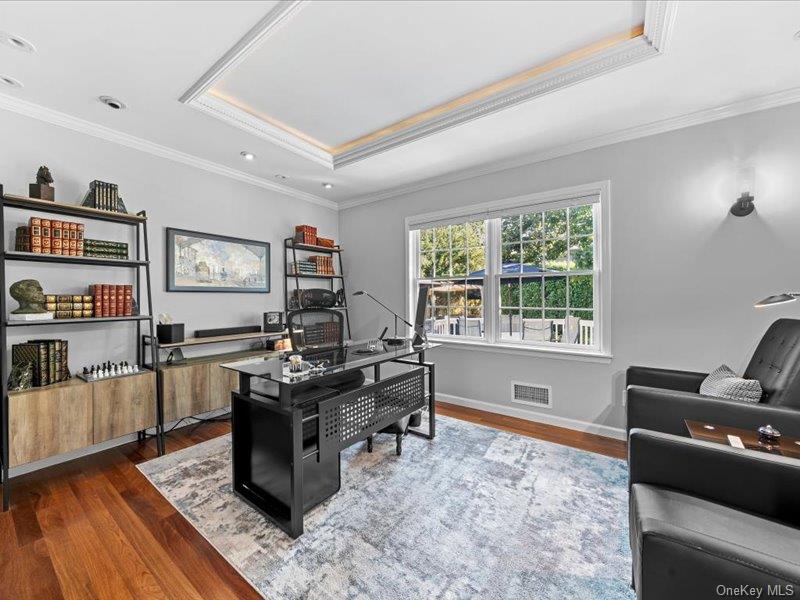 156 Cabot Road, Massapequa, NY 11758