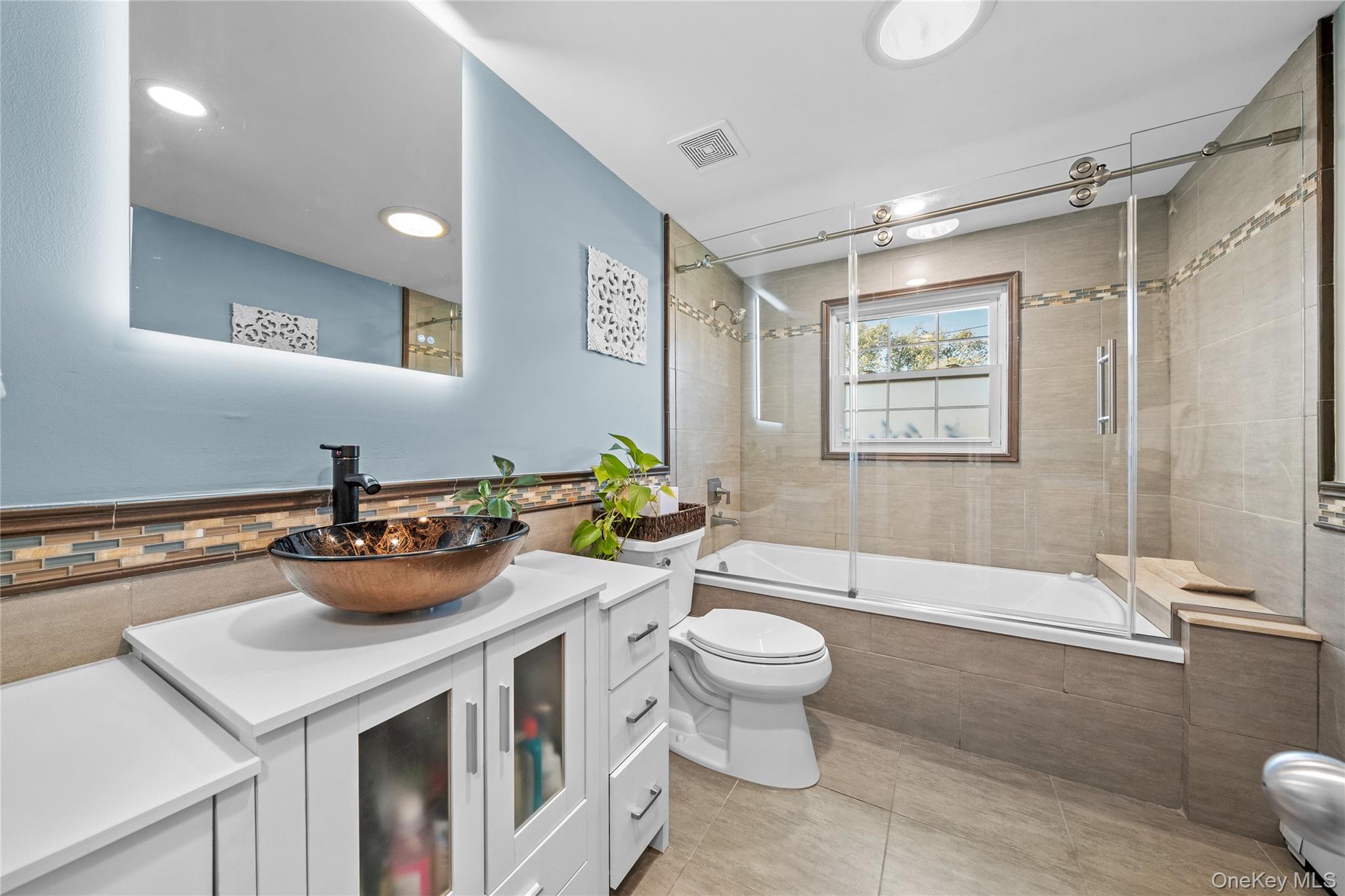 156 Cabot Road, Massapequa, NY 11758