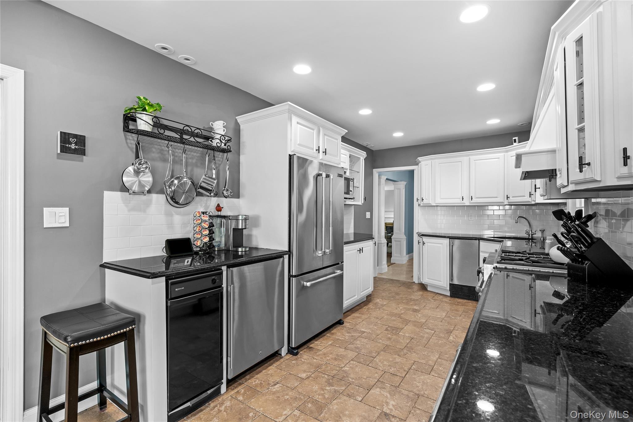 156 Cabot Road, Massapequa, NY 11758