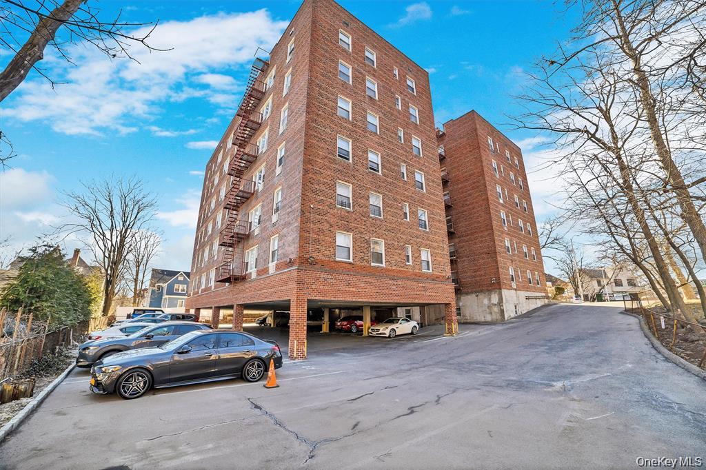 415 Gramatan Avenue # #3J, Mount Vernon, NY 10552