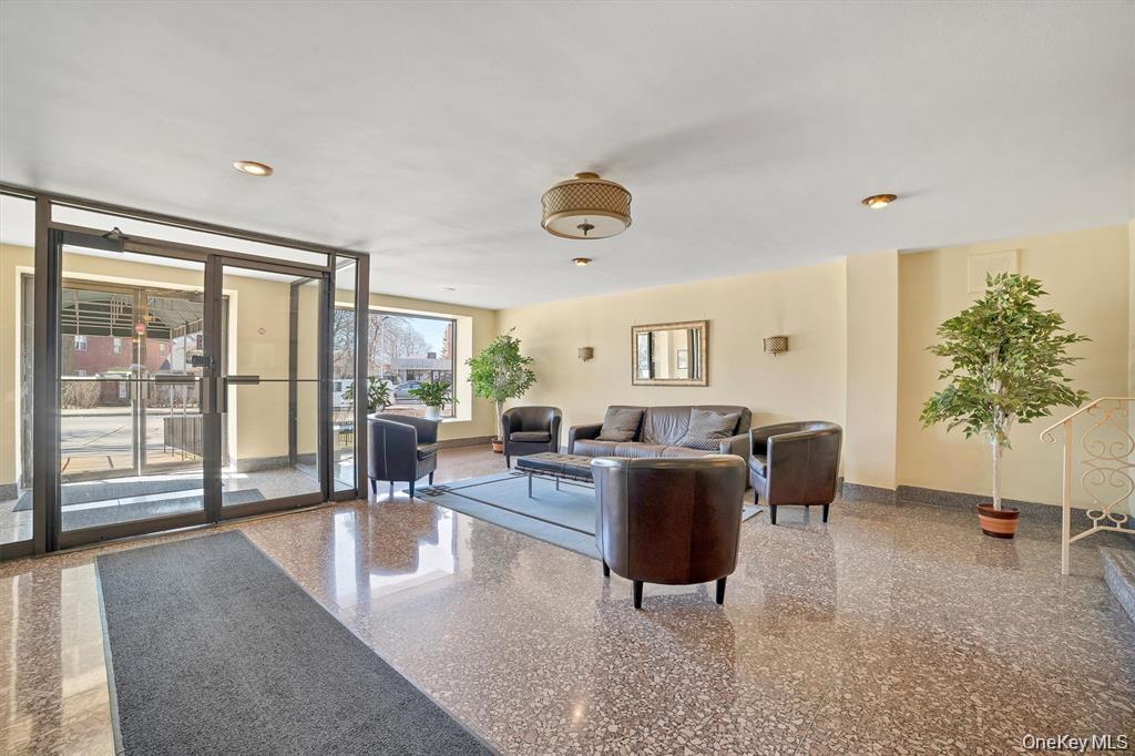 415 Gramatan Avenue # #3J, Mount Vernon, NY 10552