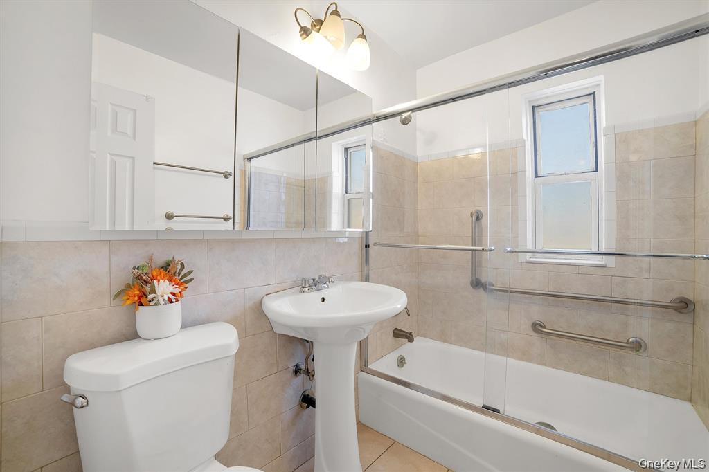 415 Gramatan Avenue # #3J, Mount Vernon, NY 10552