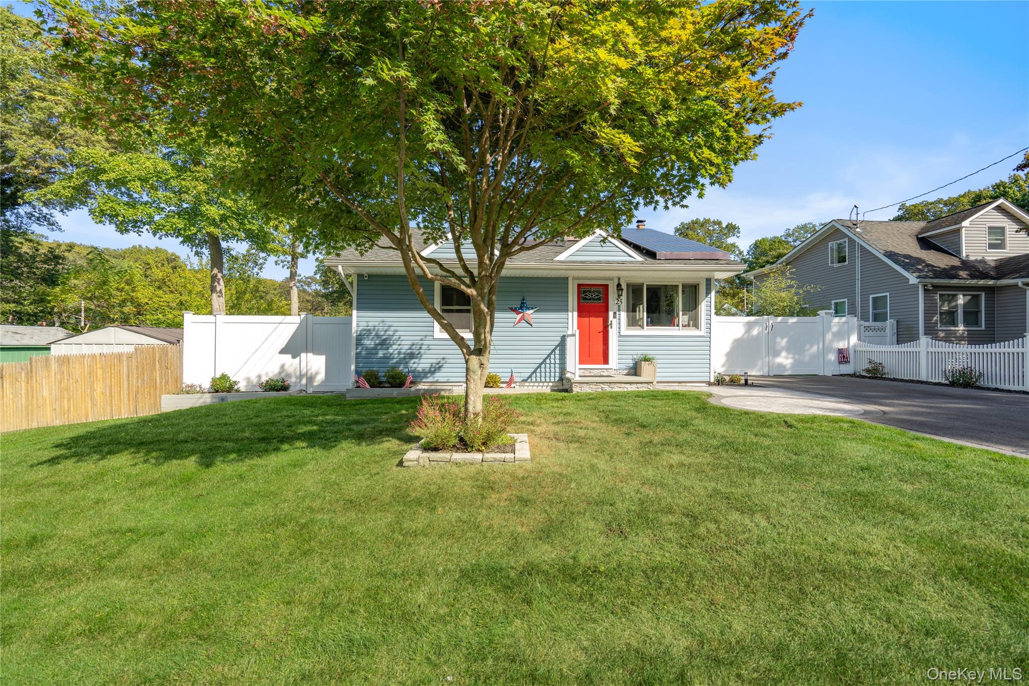25 Begonia Road, Rocky Point, NY 11778