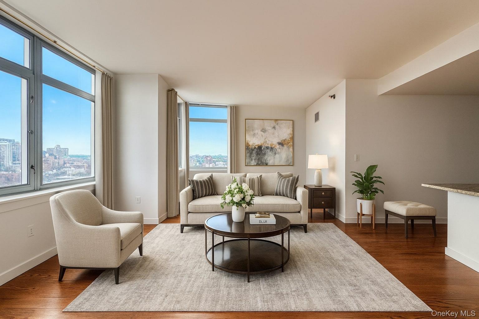 40-26 college point blvd # Penthouse2G, Flushing, NY 11354