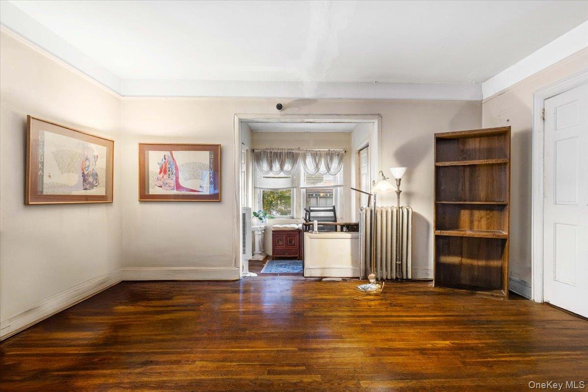 4534 Hoxie Street, Bronx, NY 10470