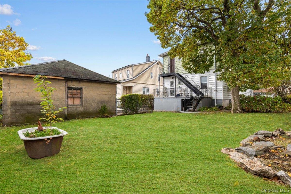 4534 Hoxie Street, Bronx, NY 10470