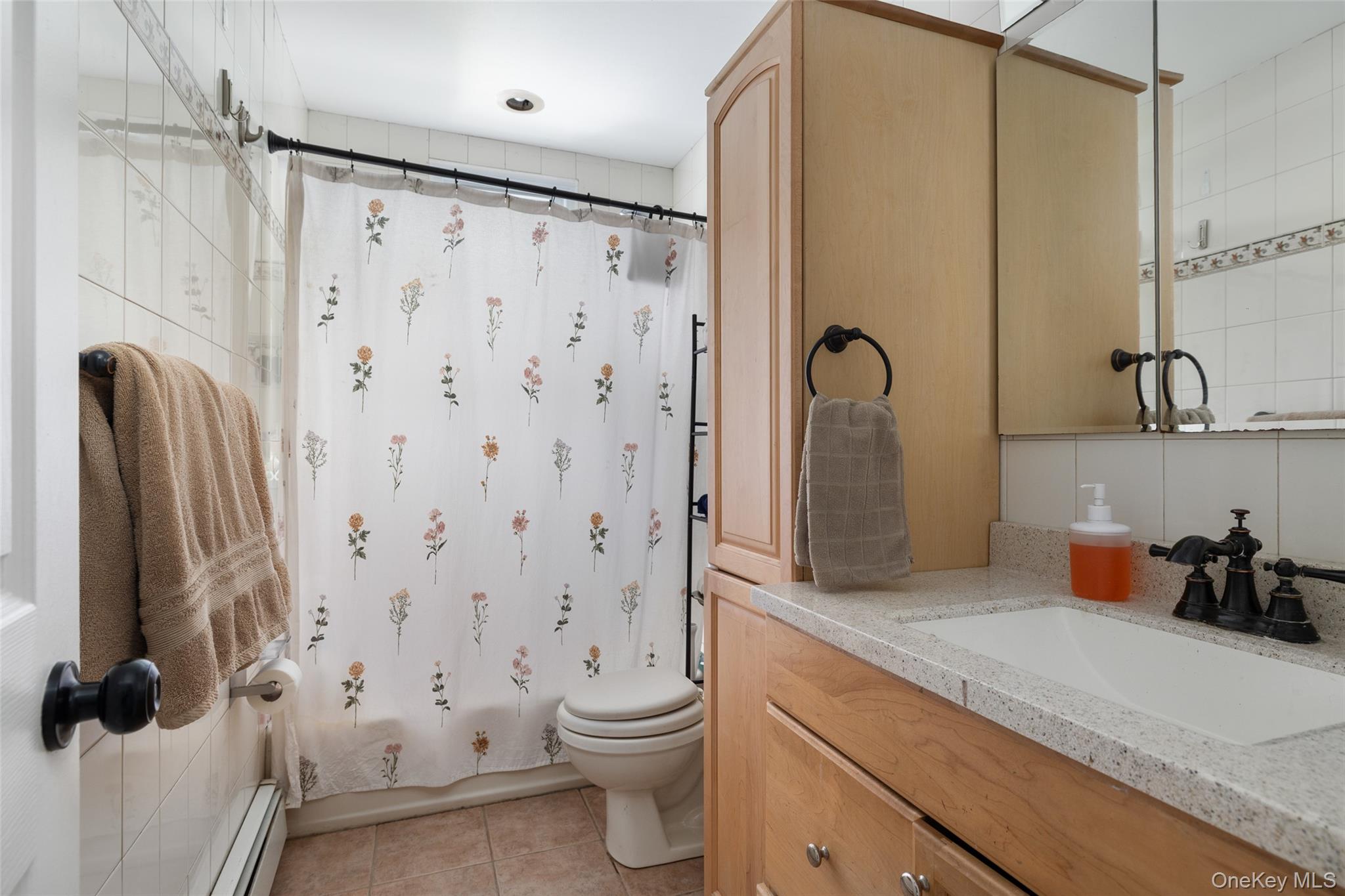 223 N 4th Street, Ronkonkoma, NY 11779