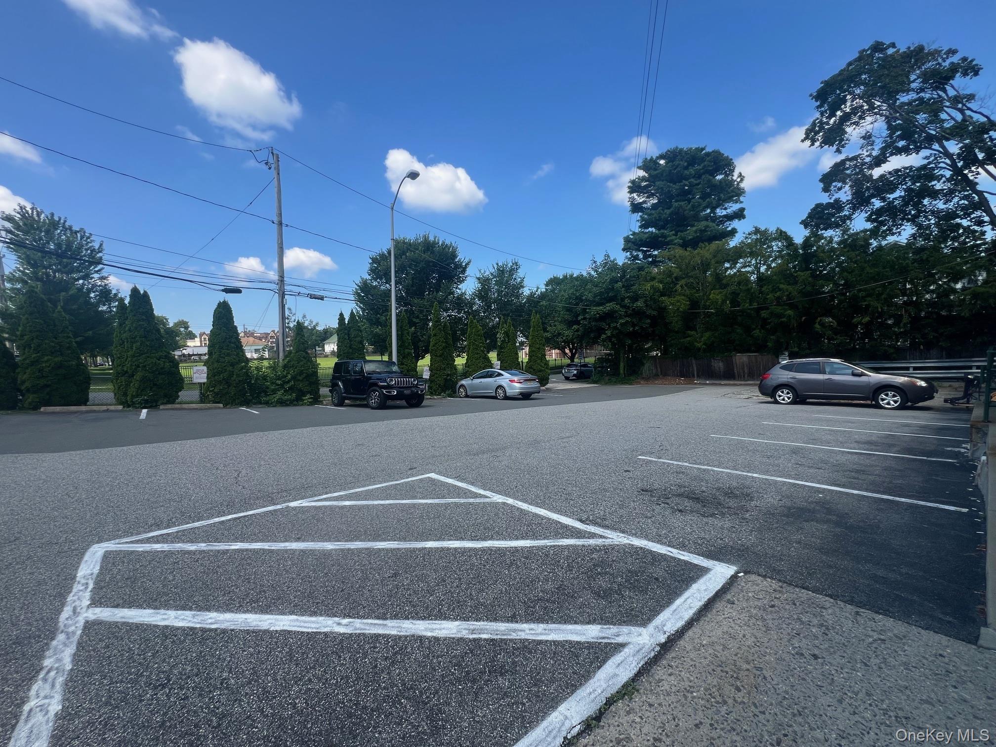 800 E Boston Post Road, Mamaroneck, NY 10543