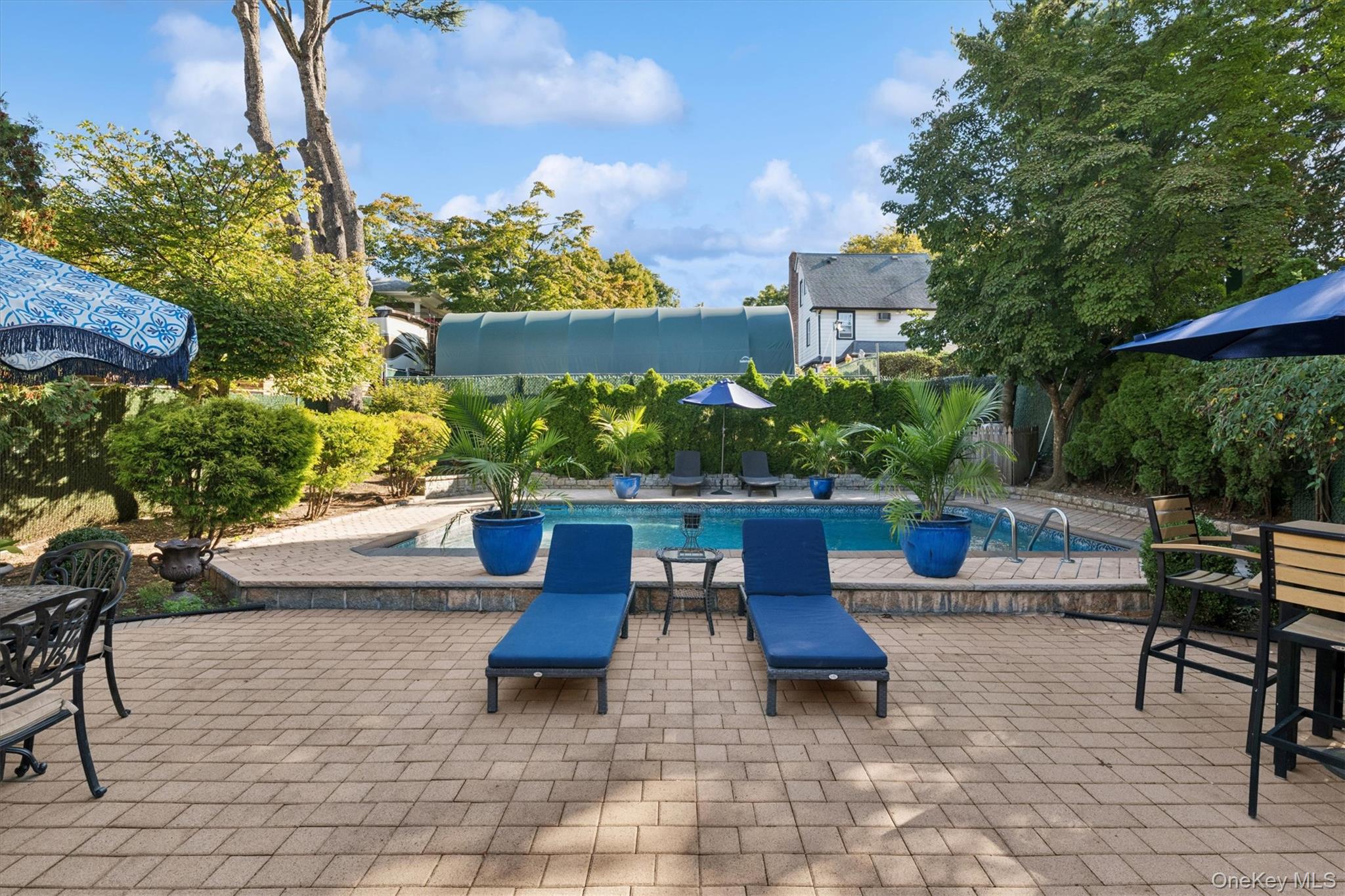 5211 Redfield Street, Douglaston, NY 11362