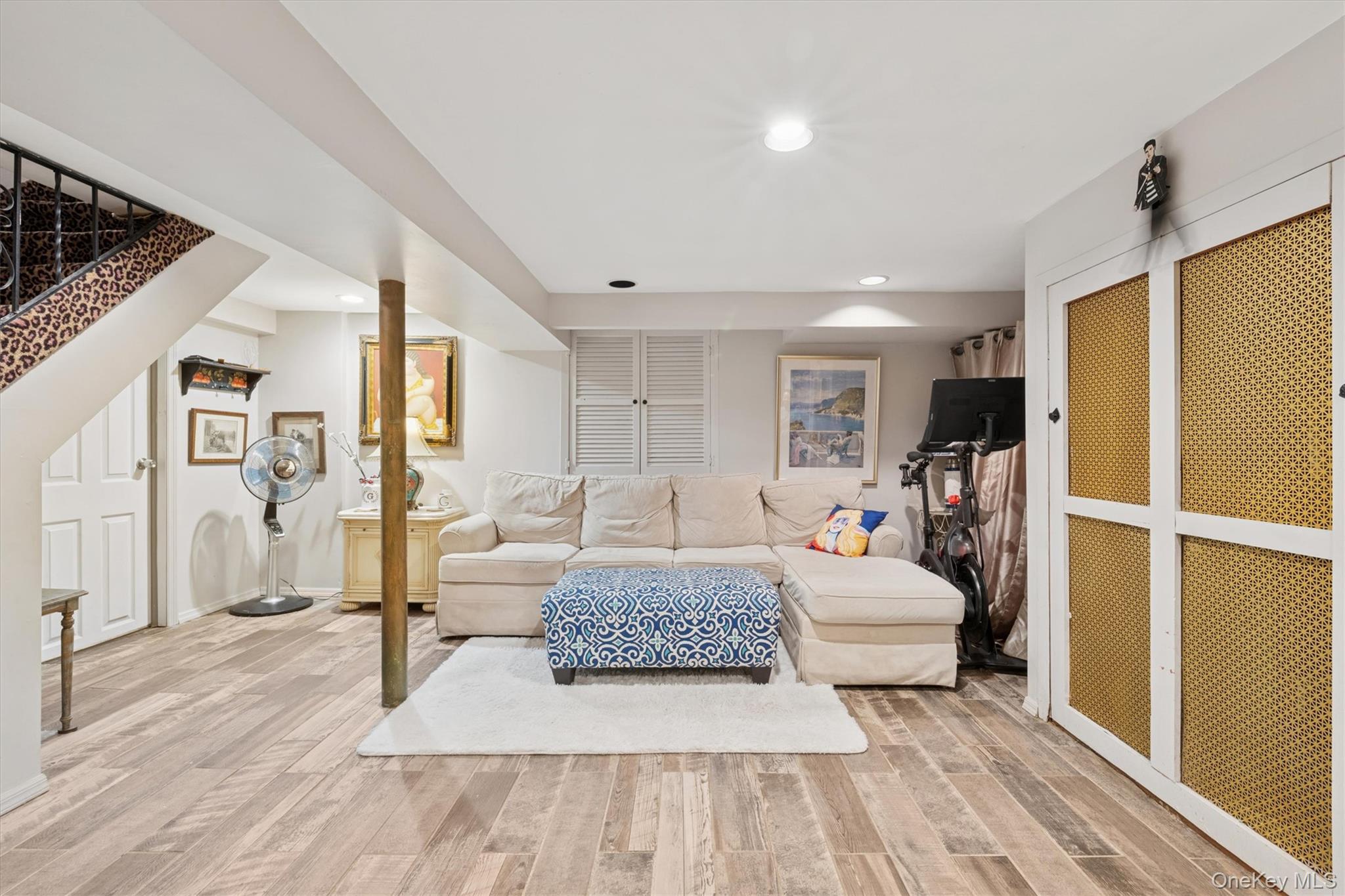 5211 Redfield Street, Douglaston, NY 11362