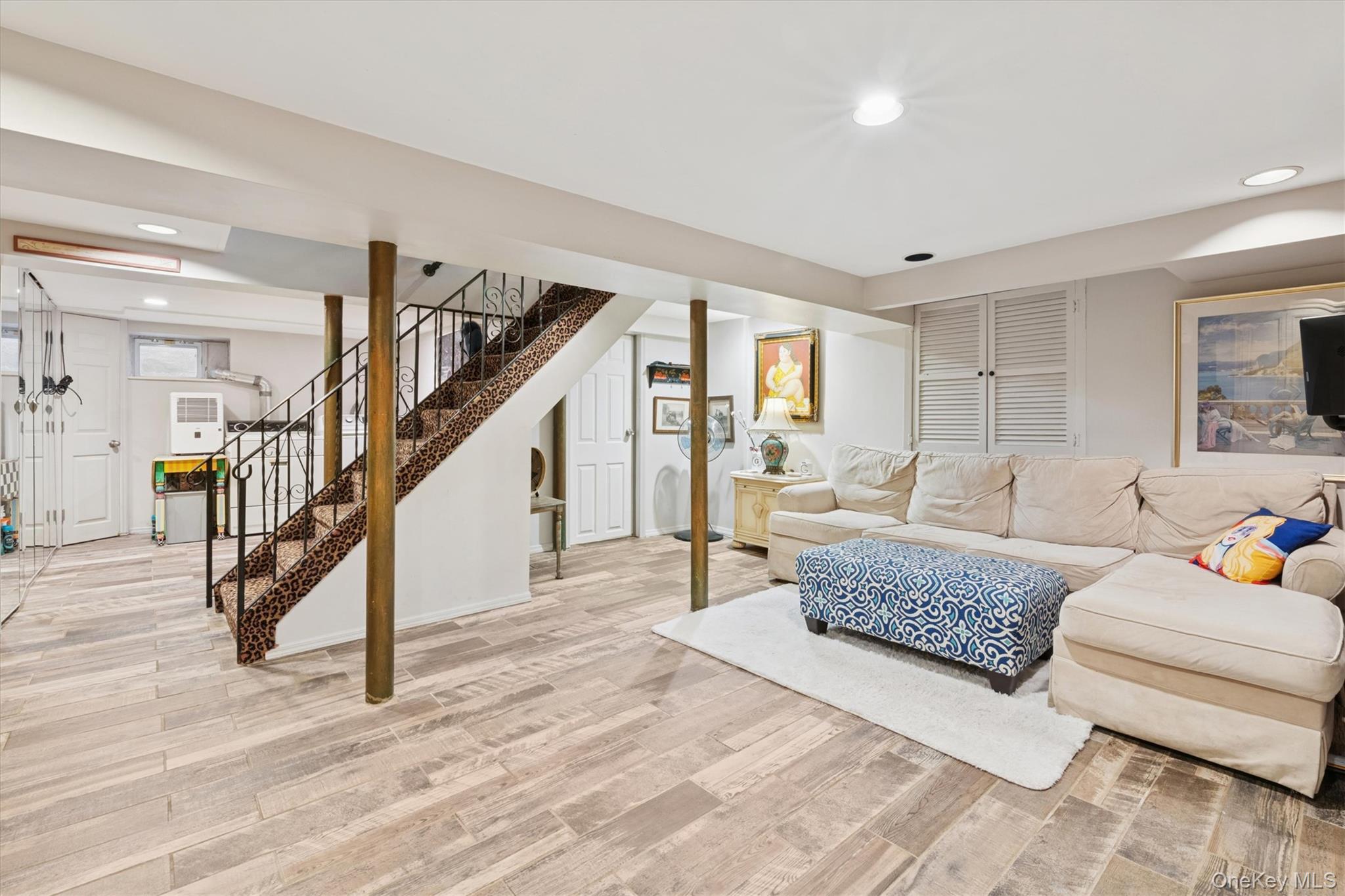 5211 Redfield Street, Douglaston, NY 11362