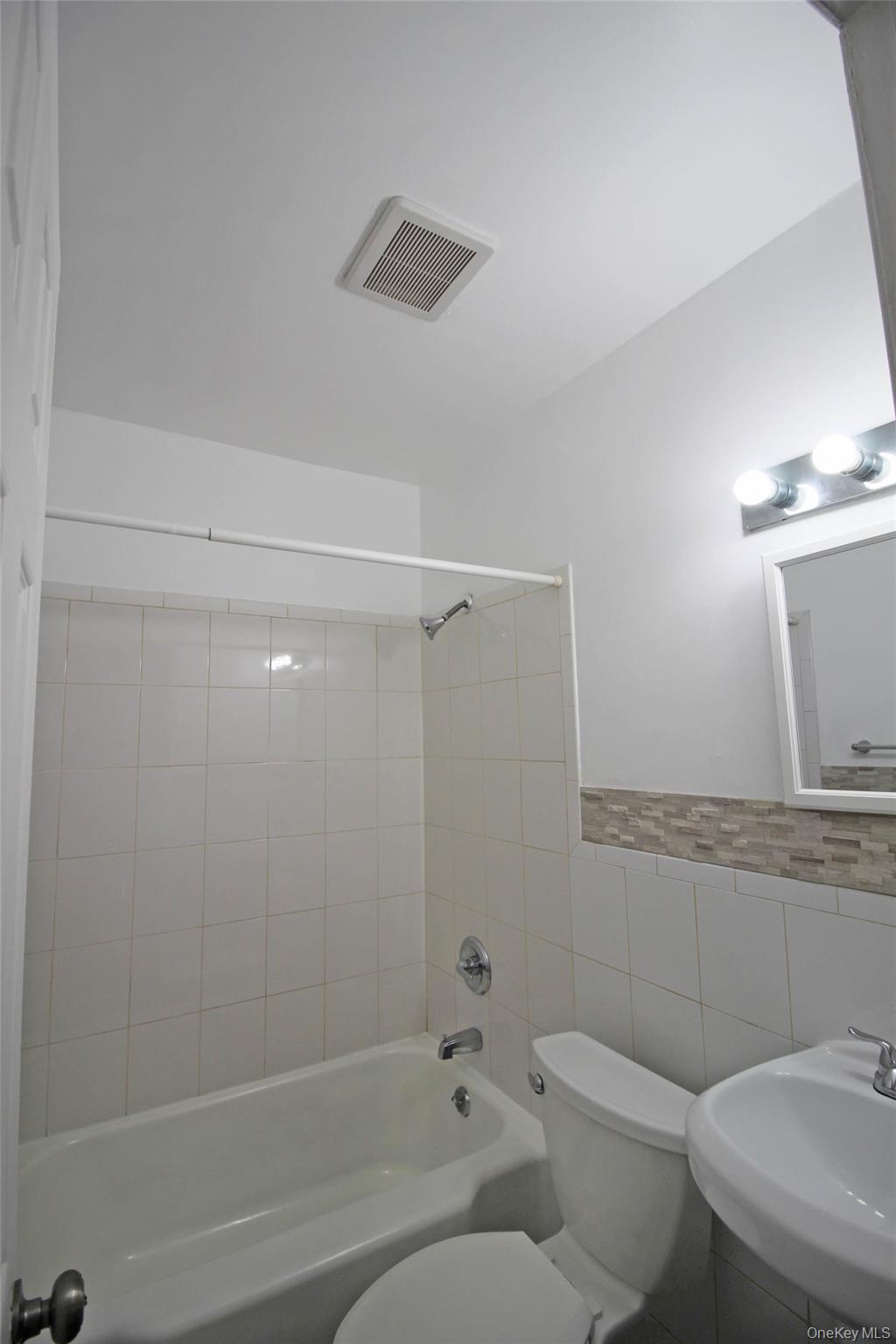 304 Woodworth Avenue # 2, Yonkers, NY 10701