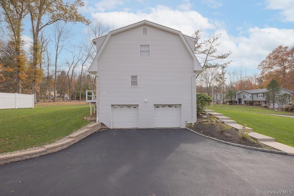 3 Spirea Lane, New City, NY 10956