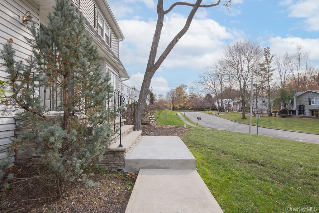 3 Spirea Lane, New City, NY 10956