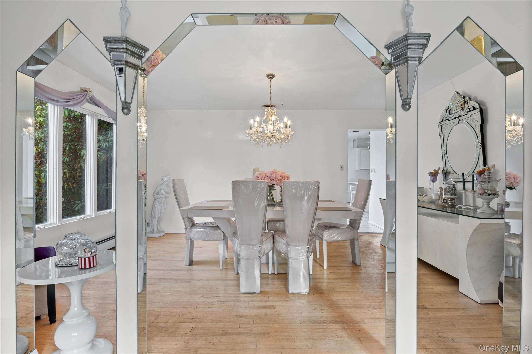 5 Roy Drive, Nesconset, NY 11767