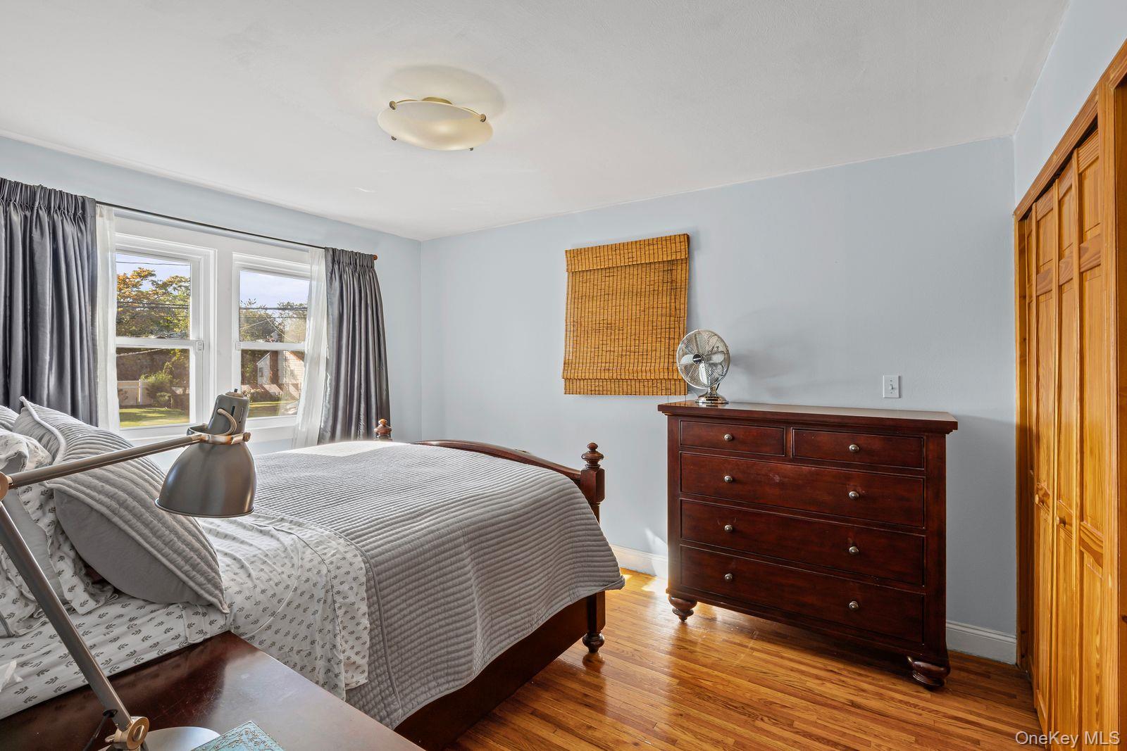 375 Oakland Avenue, Central Islip, NY 11722