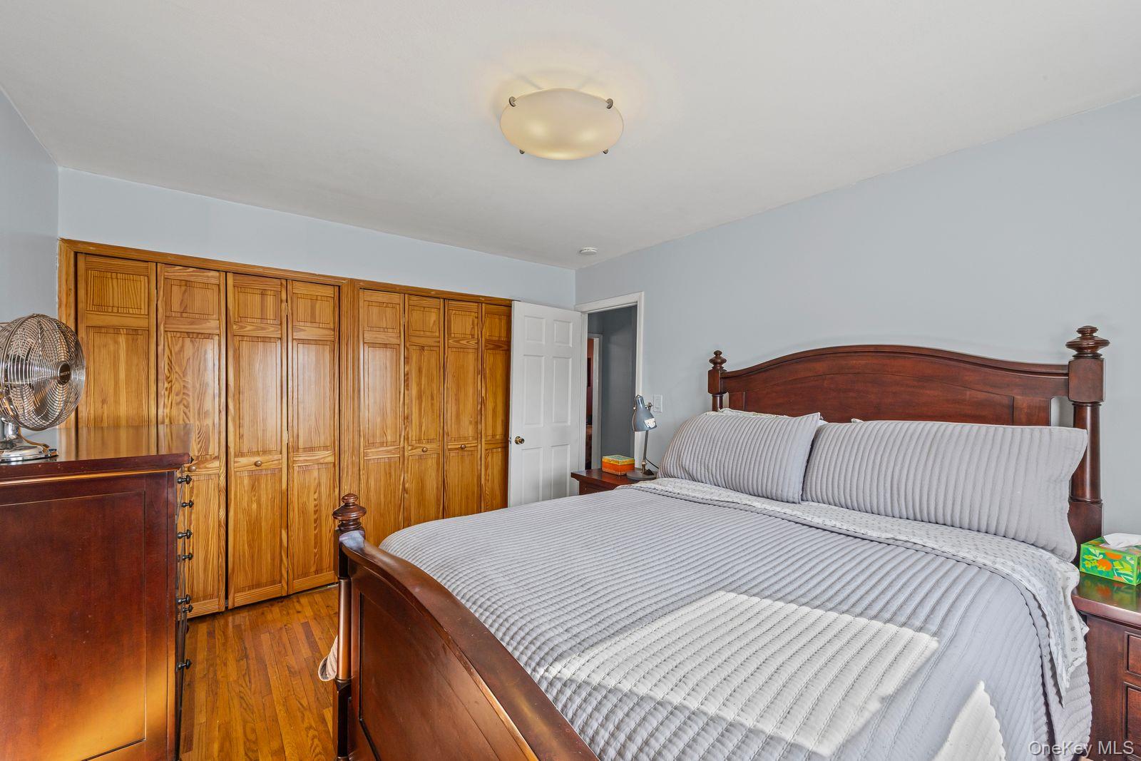 375 Oakland Avenue, Central Islip, NY 11722