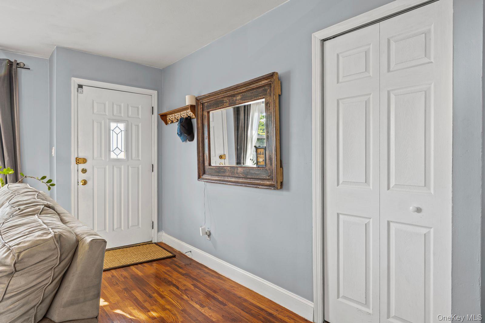 375 Oakland Avenue, Central Islip, NY 11722