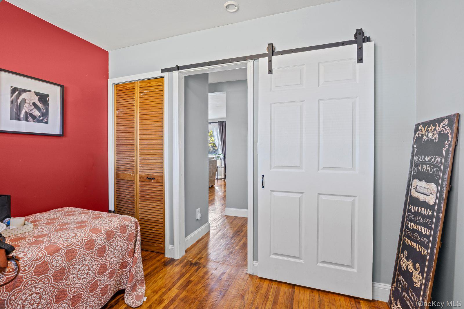 375 Oakland Avenue, Central Islip, NY 11722