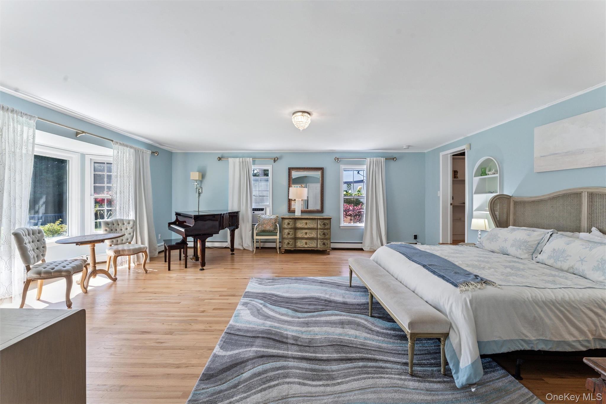 35 Sheppard Street, Quiogue, NY 11978